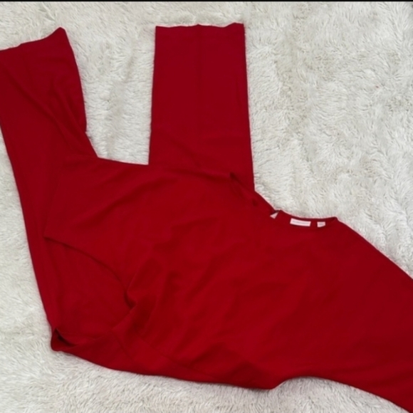 Brand New Womens New York And Company Red Jumpsuit Sz L - Picture 2 of 2